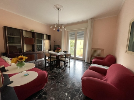 JESI-ZONA GIARDINI - AGENZIA ROSSANA IMMOBILIARE