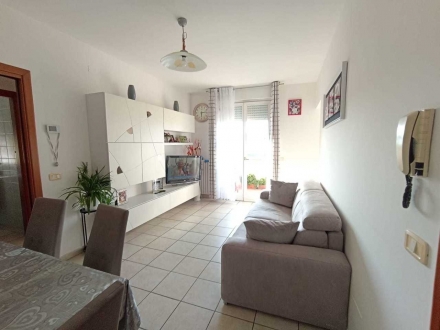 APPARTAMENTO IN VENDITA A JESI - AGENZIA ROSSANA IMMOBILIARE