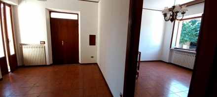 PIANELLO VALLESINA - AGENZIA ROSSANA IMMOBILIARE